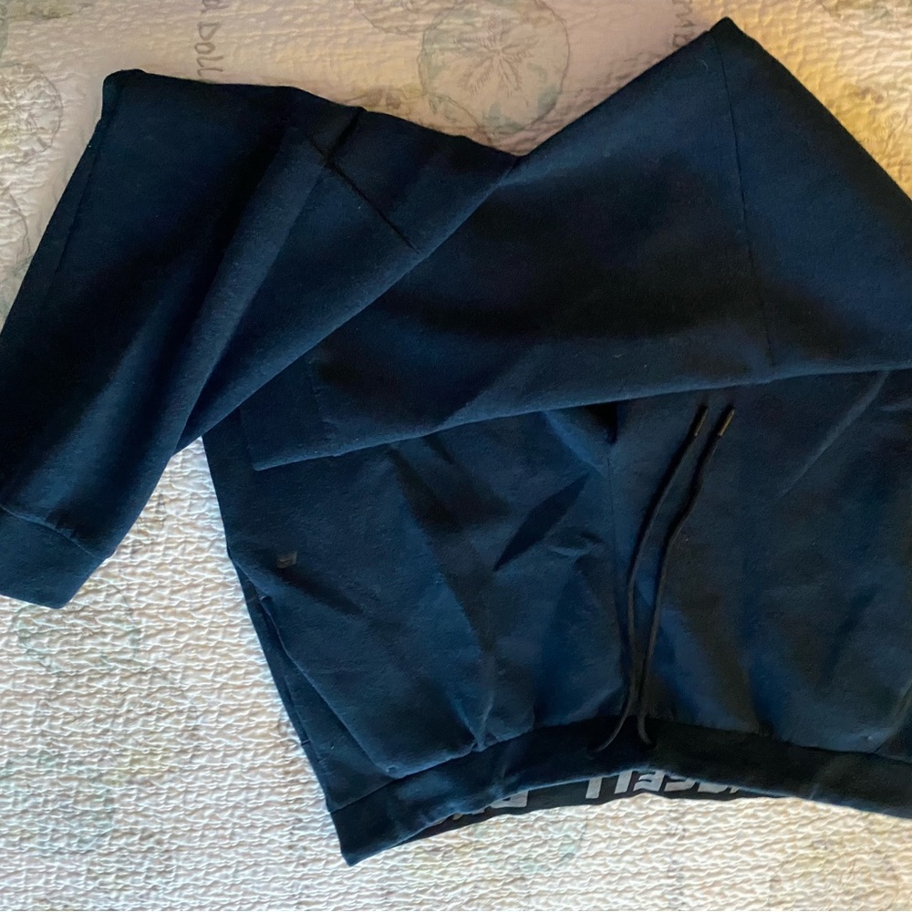 Men’s sweats